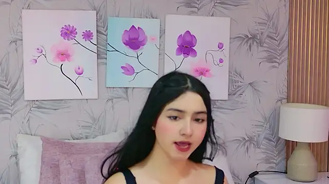 Chat XXX ao vivo de MilaCherryy