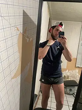 XXX chat uživo modela SinCorbata