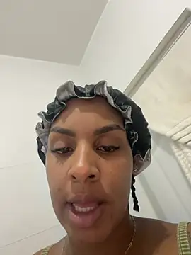 julixxx22's Live XXX Chat