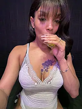 Rakiyahcharms 라이브 XXX 채팅