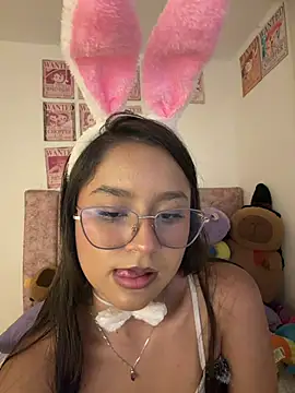 Linlin_Li's Live XXX Chat