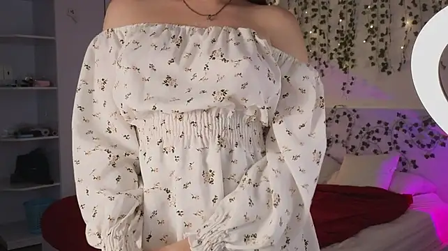 Anna_Vey Adlı Modelin Canlı XXX Sohbeti