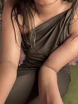 Czat XXX na żywo – Misshorny11