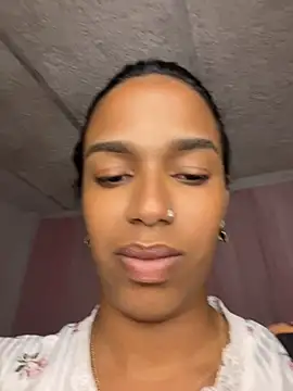 Živý XXX chat FlorSalvaje_