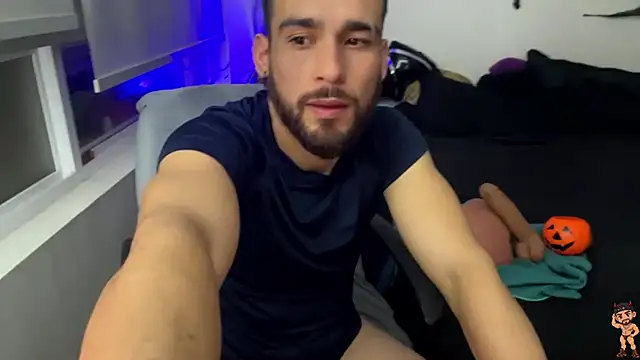 Chat XXX en directo de Emanuell__