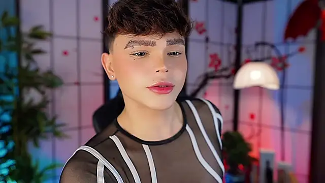 PRINCE_STEV Adlı Modelin Canlı XXX Sohbeti