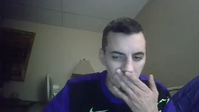 luverrboyy élő XXX-chatje
