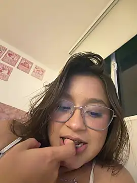 צ'אט XXX בשידור חי של Linlin_Li