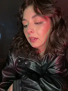 XXX chat uživo modela LittleHannaa_