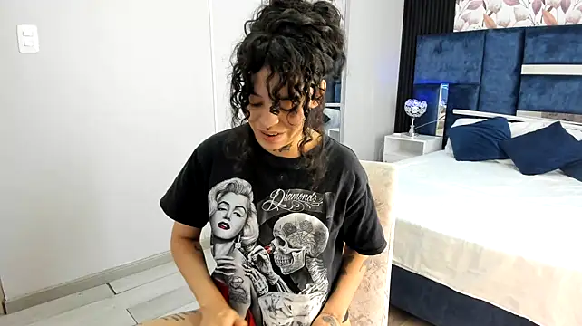 KatherineGomez's Live XXX Chat