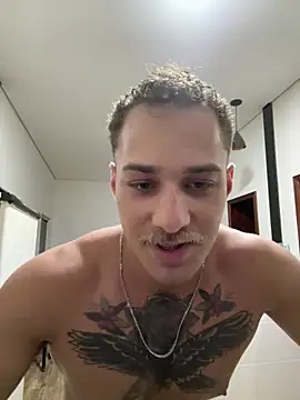 Chat +18 de roberthrichardc ao vivo