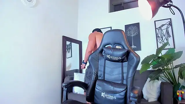Czat XXX na żywo – Justin_kingX7