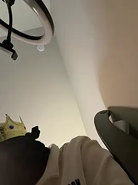 XXX chat uživo modela CUM4SACRED357