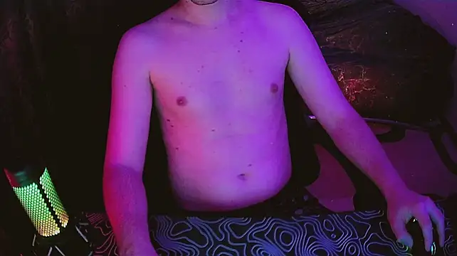 צ'אט XXX בשידור חי של fame_bc