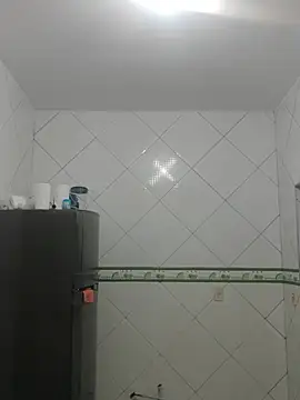 Chat +18 de Laura_81 ao vivo