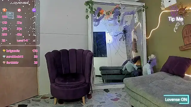 raiven_purplegpのライブXXXチャット