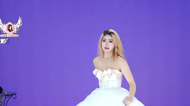 Živý XXX chat NewStar101