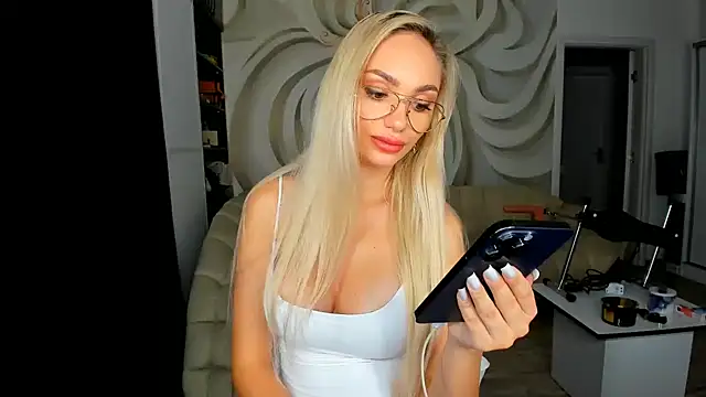 HaleySweet18n Live XXX chat