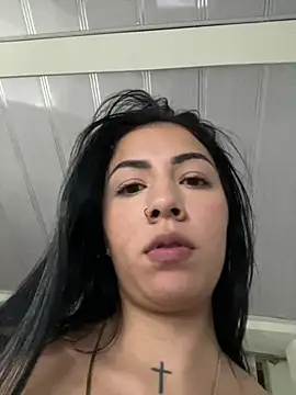 MadisonCambel Adlı Modelin Canlı XXX Sohbeti