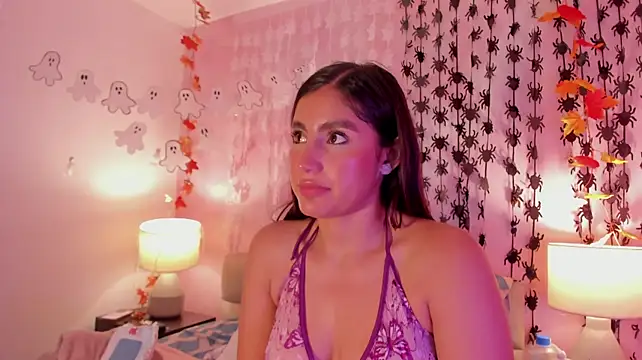 IsabelaStefano Adlı Modelin Canlı XXX Sohbeti