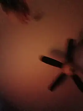 Kyngbigdick XXX чат на живо