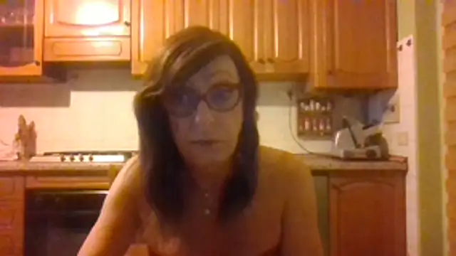 Tiabet's Live XXX Chat