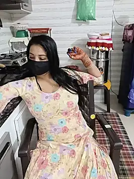 Kaur_Simran_01 XXX чат на живо
