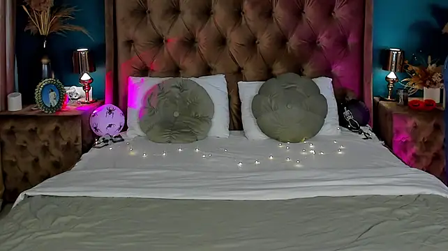 LunaKale's Live XXX Chat