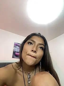 Chat XXX ao vivo de AMY-Wine