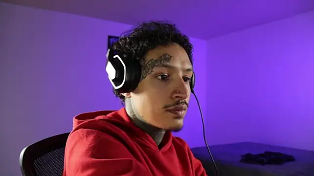trieone – Live XXX-chat