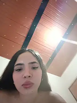 הופעת וובקאם של jessica_outdoors