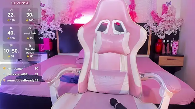 emma_ayala's Live XXX Chat