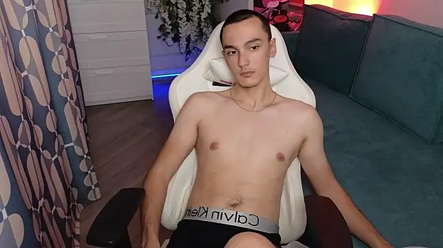 MoonlinSkinn Live XXX-chat