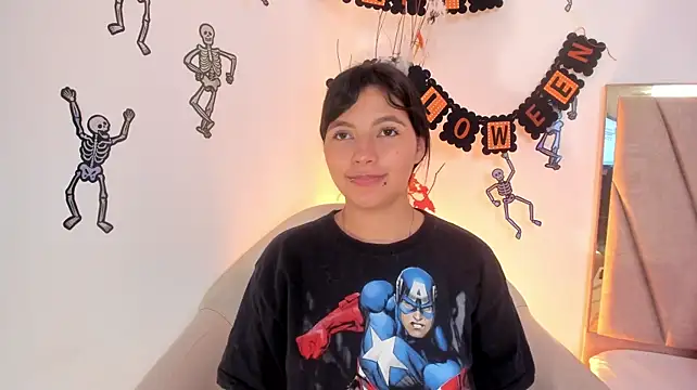 MaddyLovee_'s Live XXX Chat