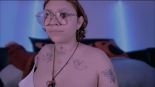 Lilmuh_ Chat XXX in diretta