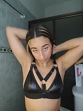 lizz23 Live XXX-Chat