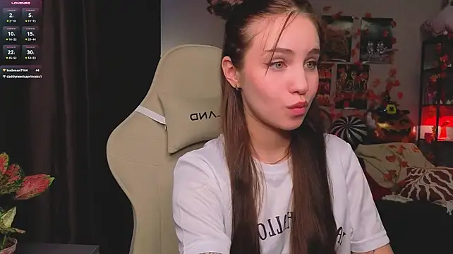 Alison_StilinskのライブXXXチャット