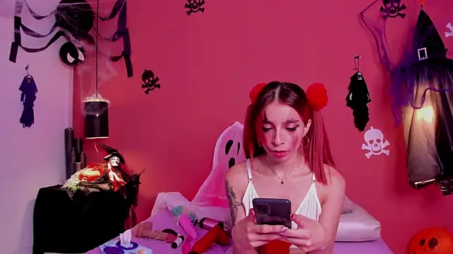 Justmia69's Live XXX Chat