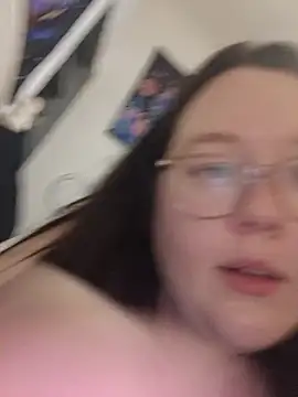 Sexycurvyemilyy Live XXX-chat