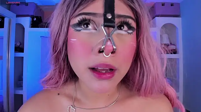 Chatroom XXX en direct de miss___megan