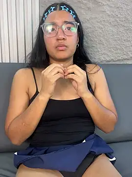 Almilu Live XXX-chat
