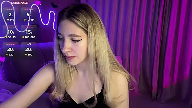 creamberryy's Live XXX Chat
