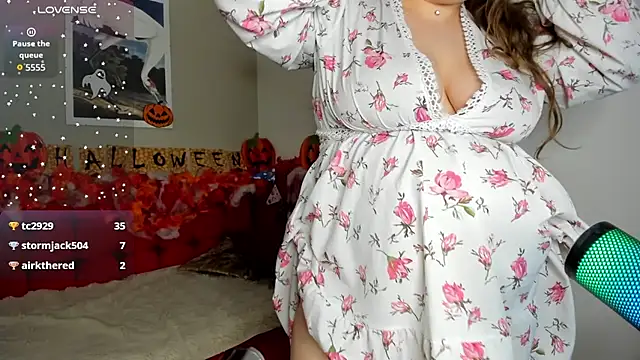 Czat XXX na żywo – MonikaCharming