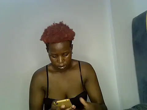 Queennmodell XXX чат на живо