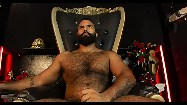 دردشة BeardAndrew الجنسية المباشرة