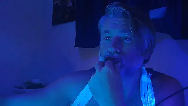 LINYguy's Live XXX Chat