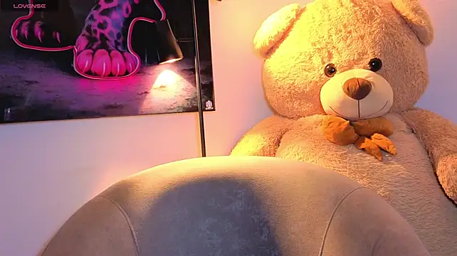 XXX chat uživo modela SofiaInk