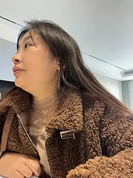 Lajiao-55's Live XXX Chat