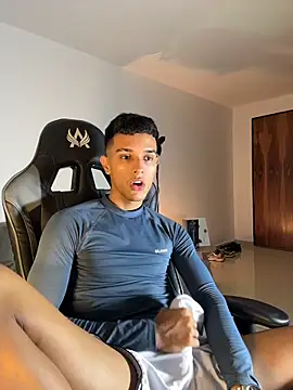 Busterspinter Live XXX Chat
