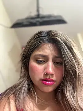-Adrilux- Adlı Modelin Canlı XXX Sohbeti